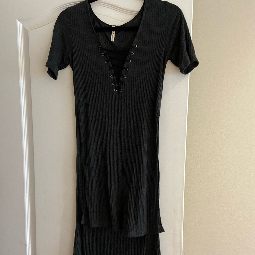 High Low Slit Emma & Sam top